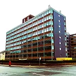 Fabulous One Bedroom Apartment Near Old Trafford Stadium